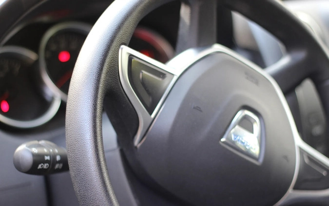 Dacia Duster cena 47000 przebieg: 110000, rok produkcji 2017 z Barlinek małe 56